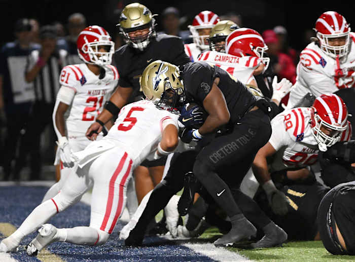 Mater Dei vs St John Bosco October 13, 2023 Photo-Heston Quan57